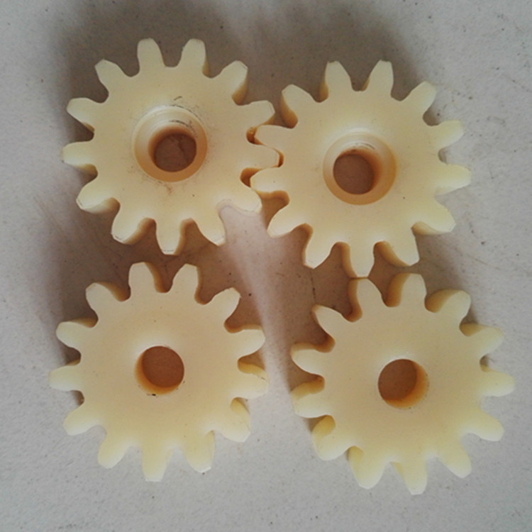 尼龍材料的齒輪大致可分為三類