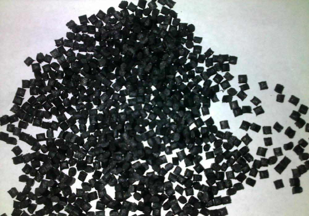 PA尼龍顆粒材料在汽車(chē)上的管路系統(tǒng)